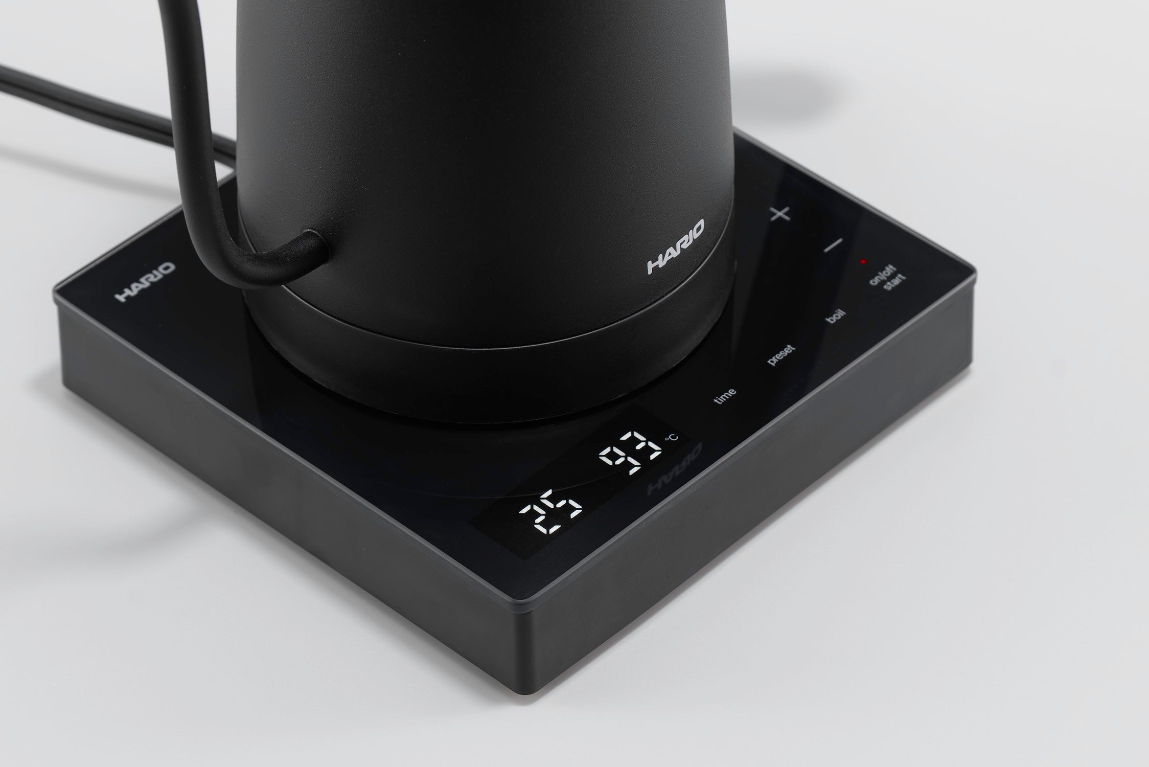 Hario Elektrisk Elkedel LYRA - 800mL