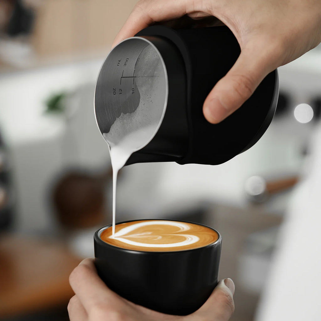 MHW-3Bomber Milk Pitcher 400ml handleless Black